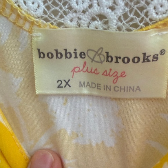 Yellow Floral Lace-Trim Dress - Picture 3 of 6